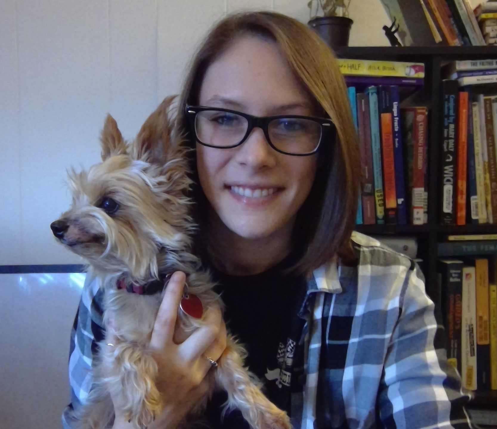 Head shot of author Cynhia Johnson.